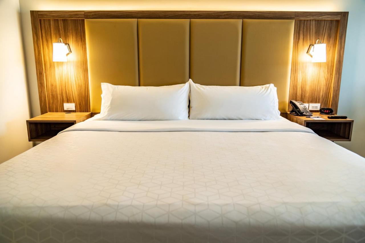 Holiday Inn Express & Suites - Ensenada Centro By Ihg Kültér fotó
